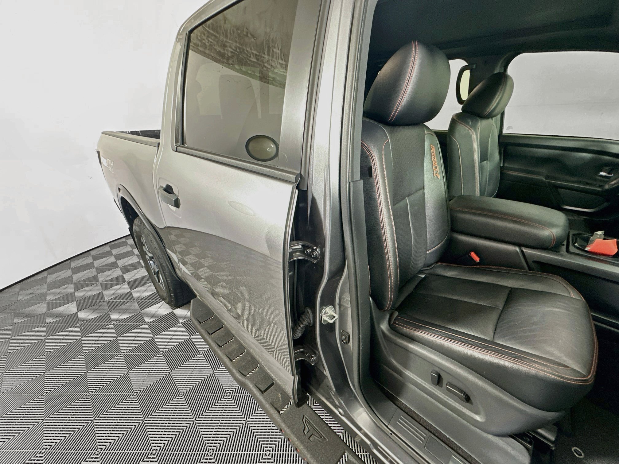 Used 2023 Gun Metallic Nissan PRO-4X image 28