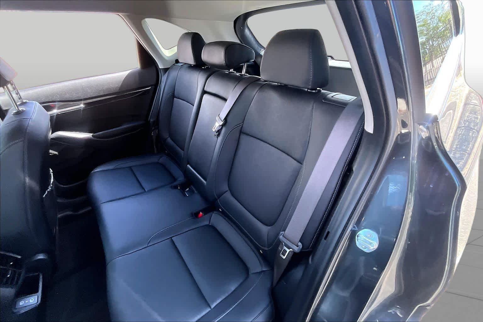 Used 2025 Gravity Gray Kia EX image 18