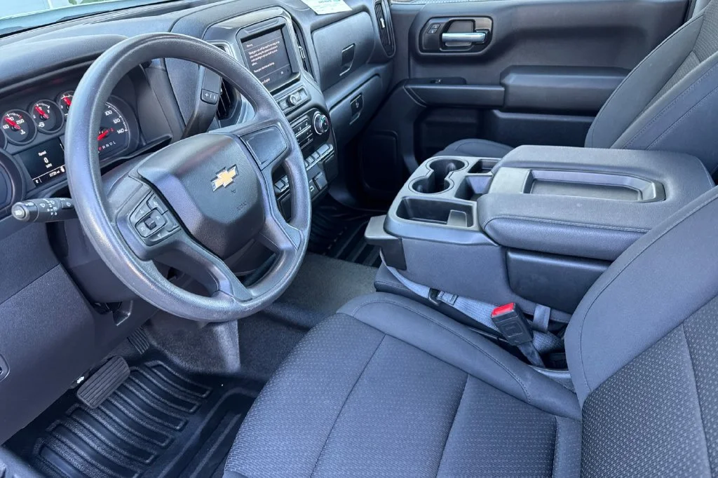 2025 Chevrolet Silverado 1500 Work Truck - Photo 10