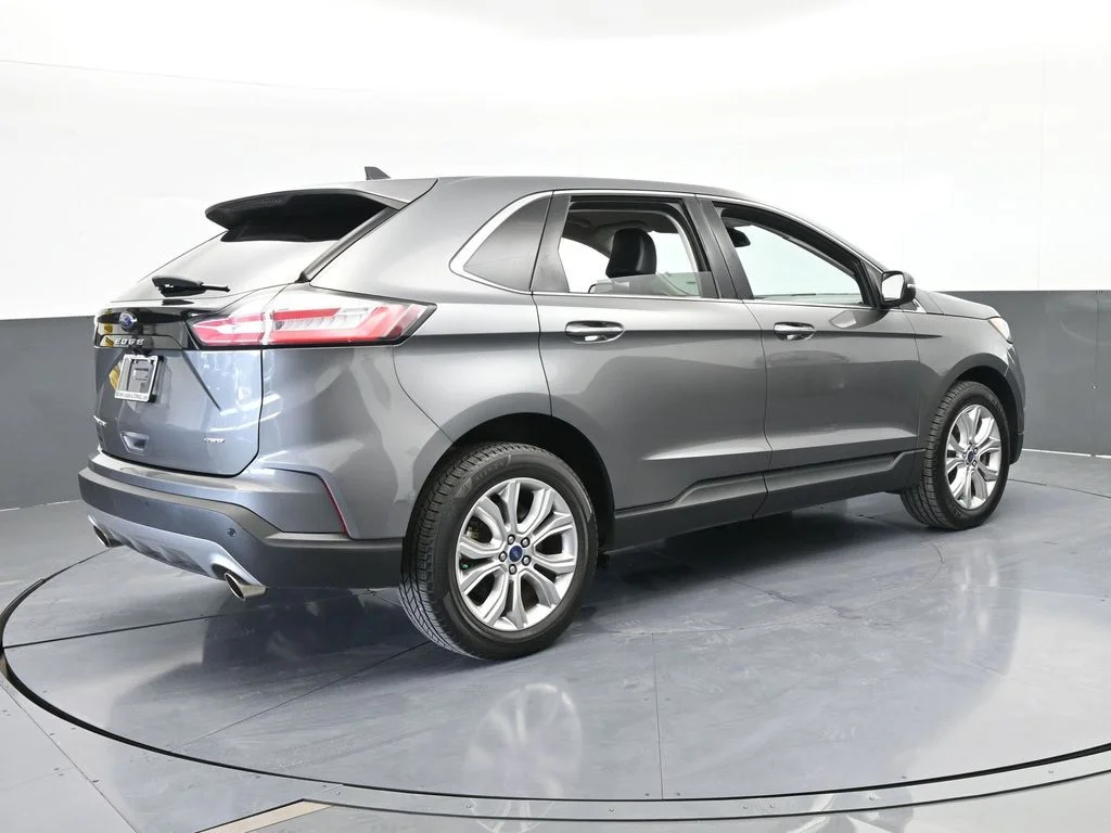 Used 2022 Gray Metallic Ford Titanium image 6