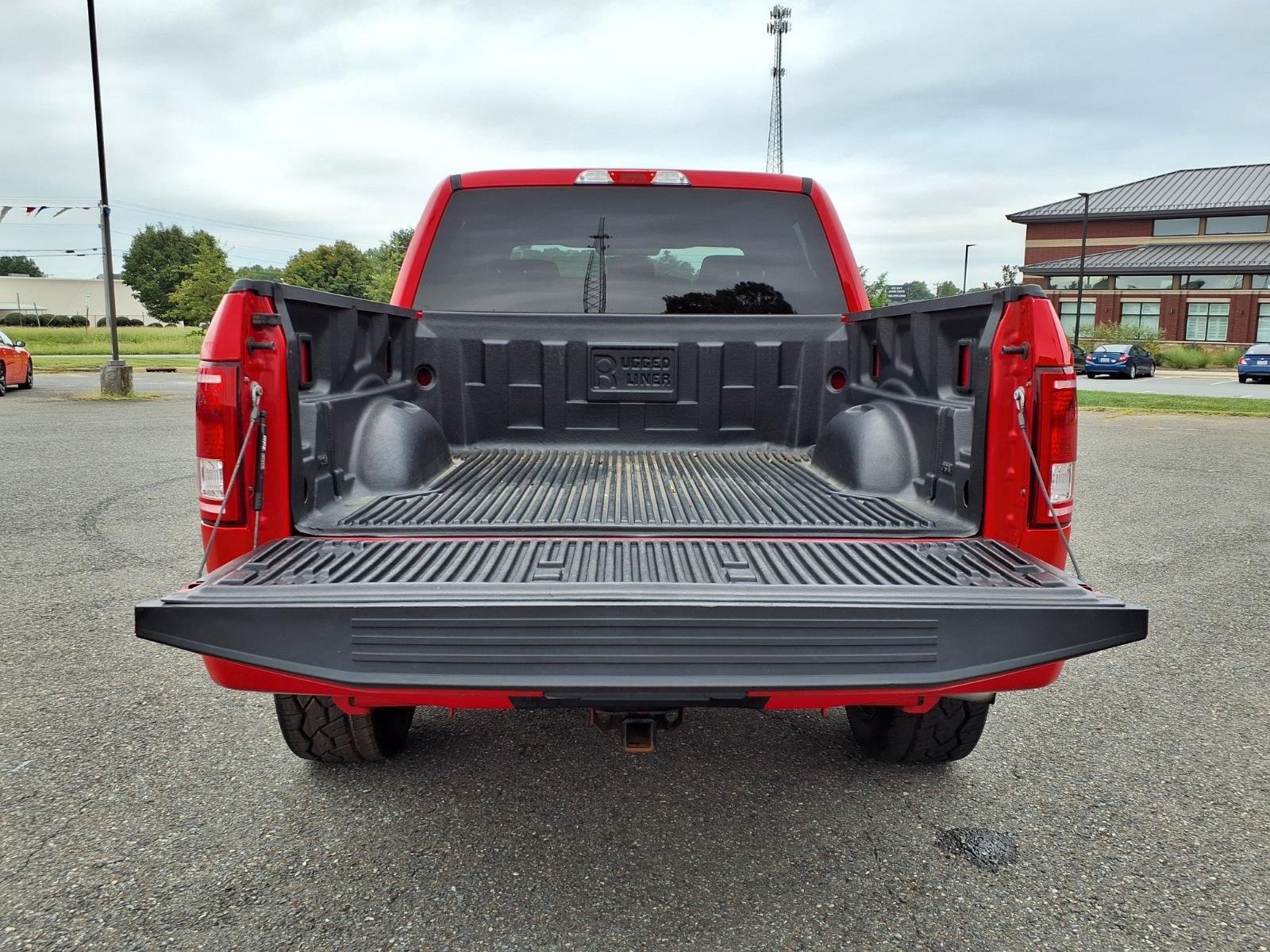 Used 2017 Race Red Ford XL image 33