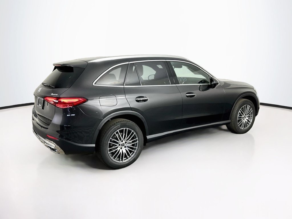 New 2027 Graphite Grey Metallic Mercedes-Benz GLC 300 image 6