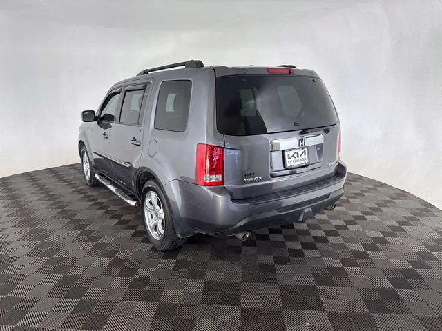 Used 2015 Gray Honda EX-L image 10
