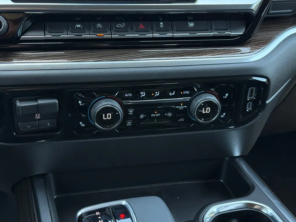 2026 Chevrolet Silverado 1500 LT - Photo 17