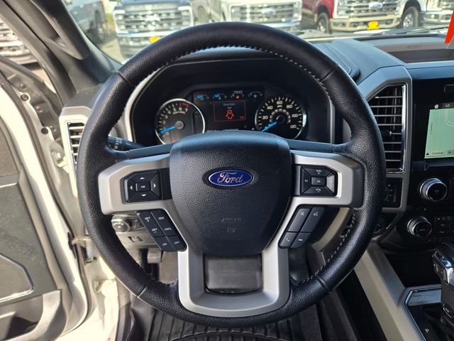 Used 2016 White Ford Lariat image 20