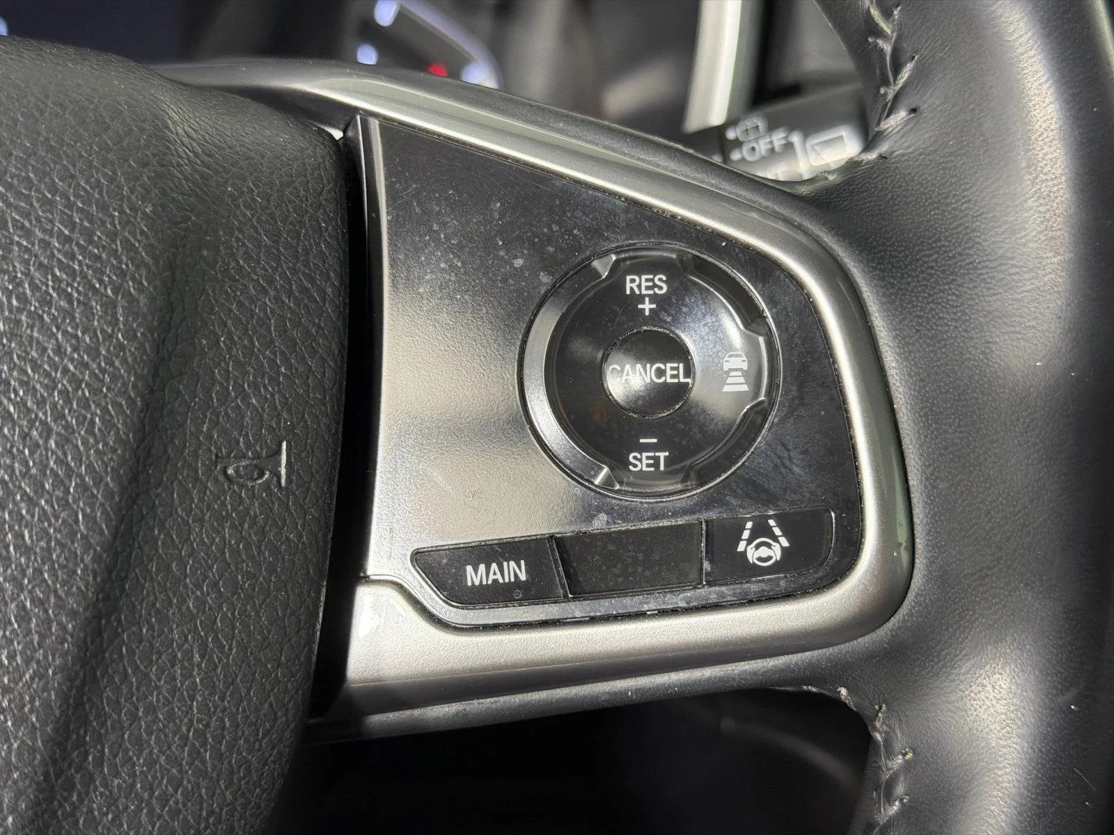 Used 2020 White Honda EX-L image 27