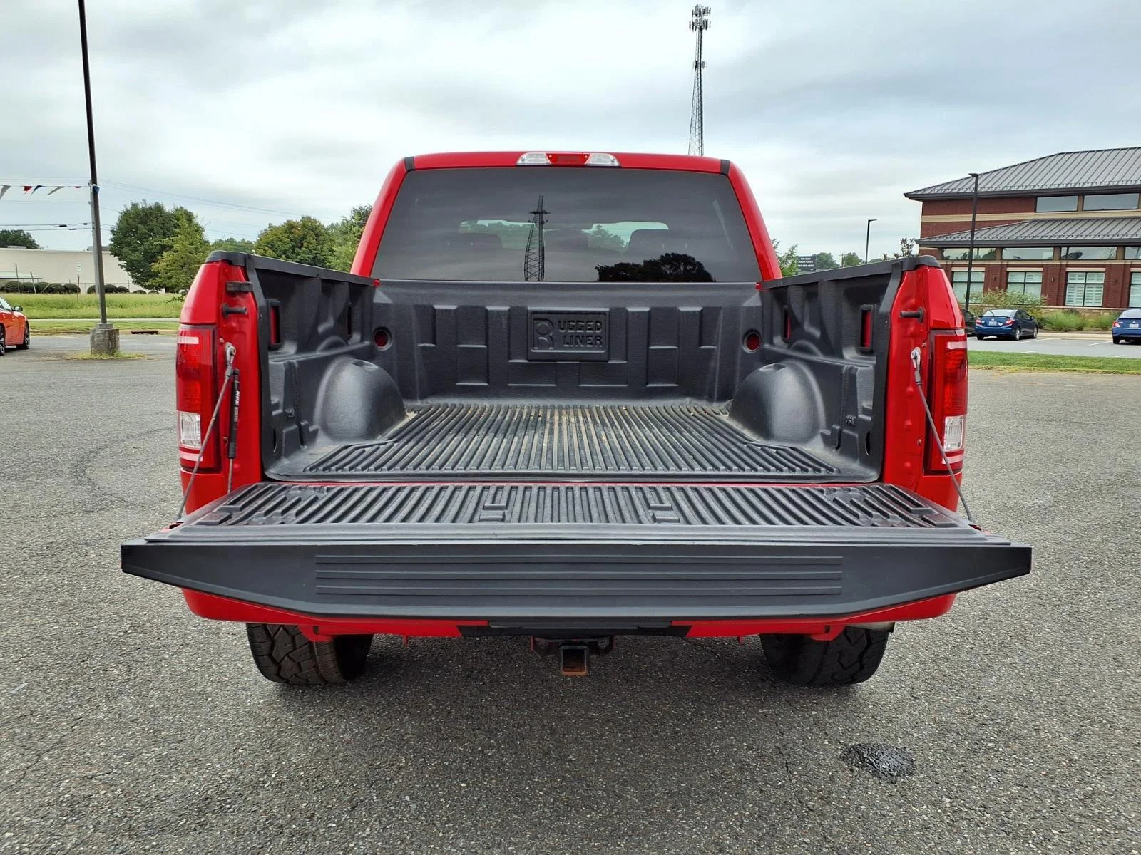 Used 2017 Race Red Ford XL image 33