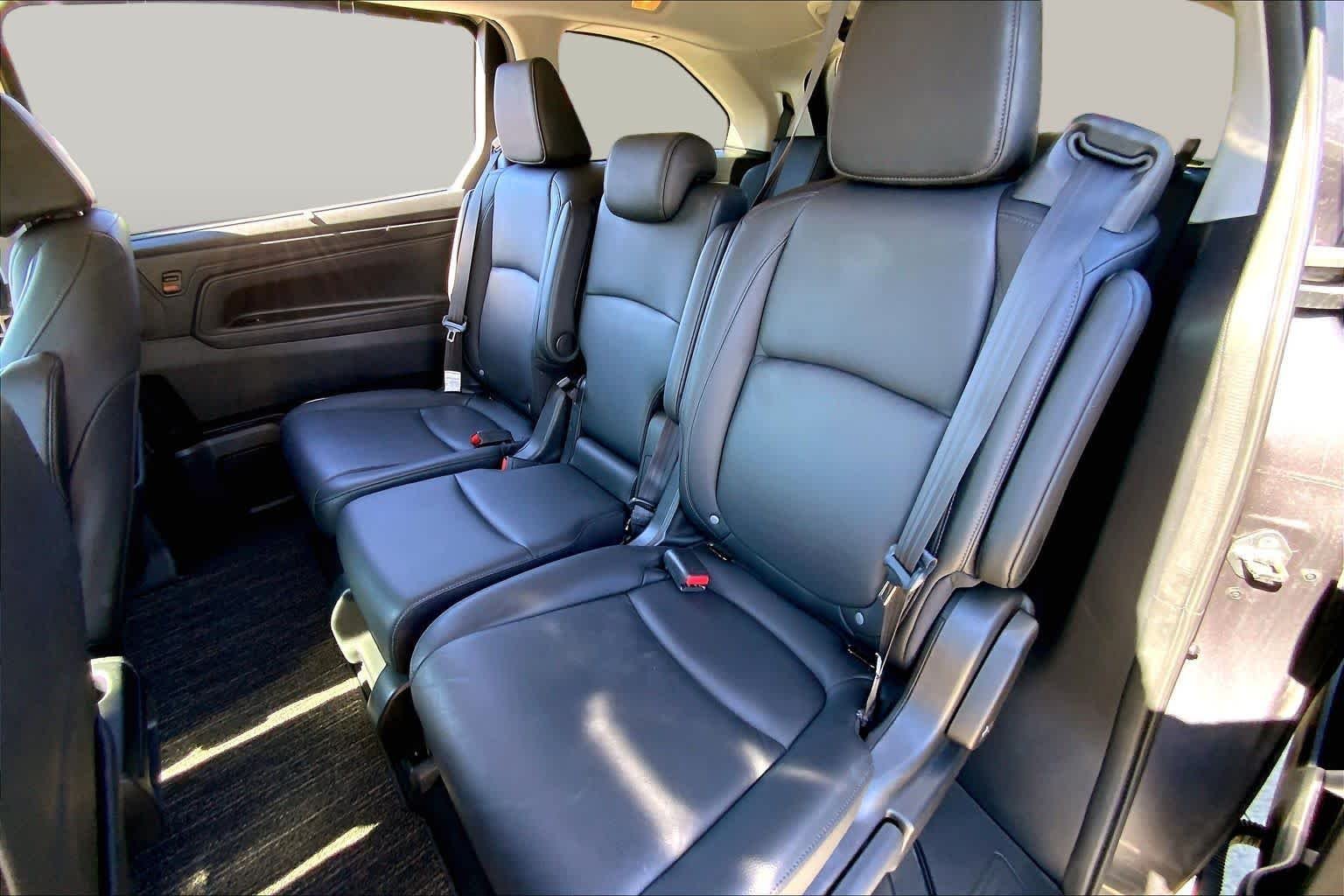 Used 2025 Smoke Blue Pearl Honda EX-L image 20