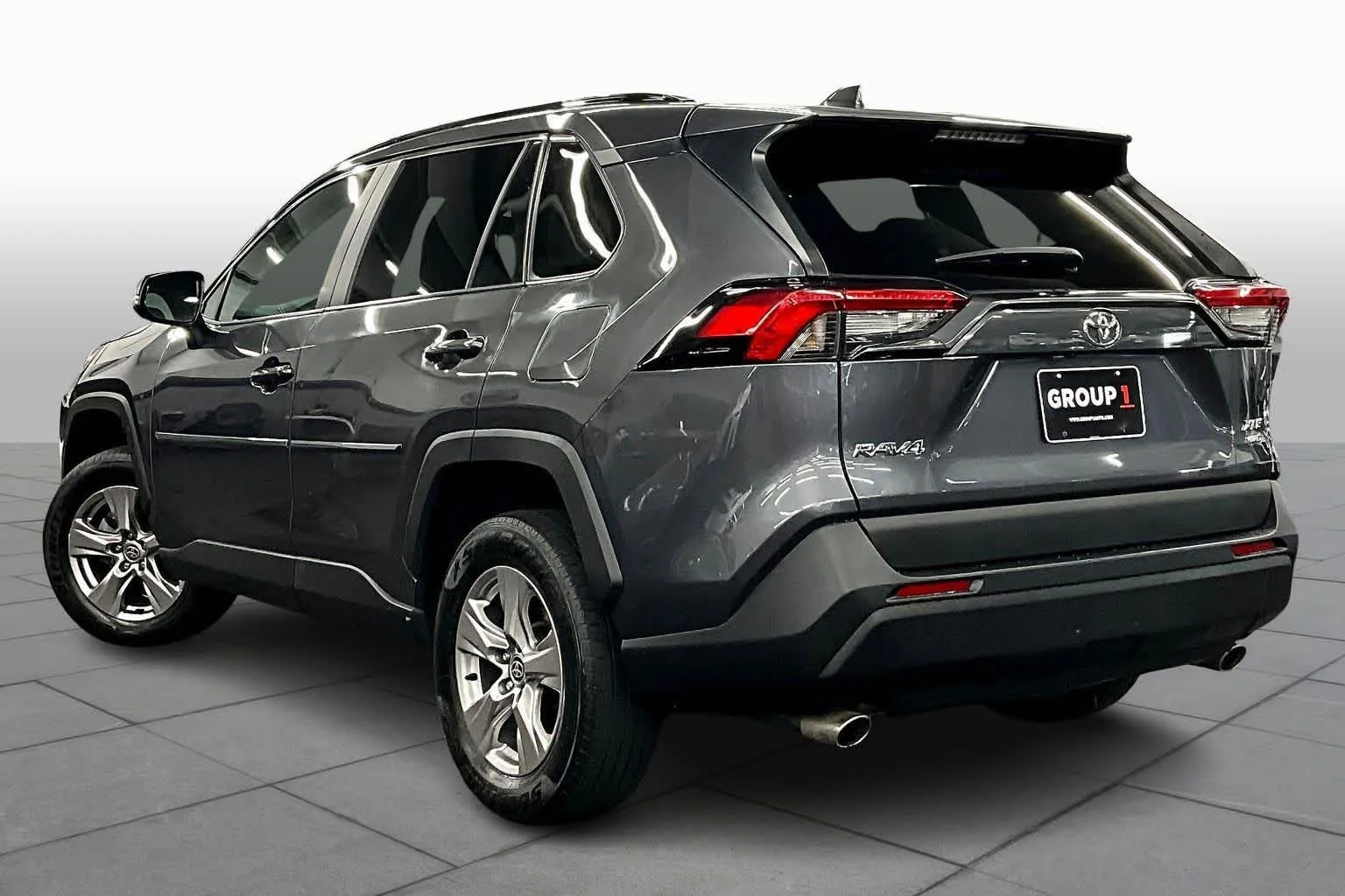 2023 Toyota RAV4 XLE - Photo 11