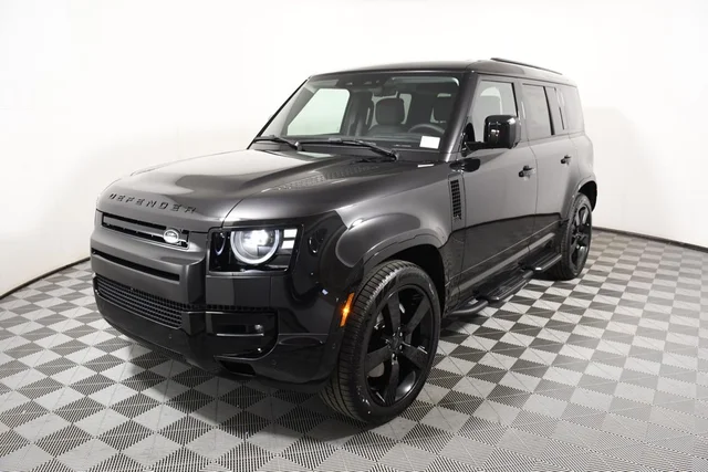 2026 Land Rover Defender 110 X-Dynamic SE