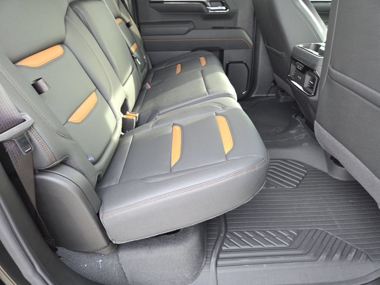 2026 GMC Sierra 1500 AT4 - Photo 25