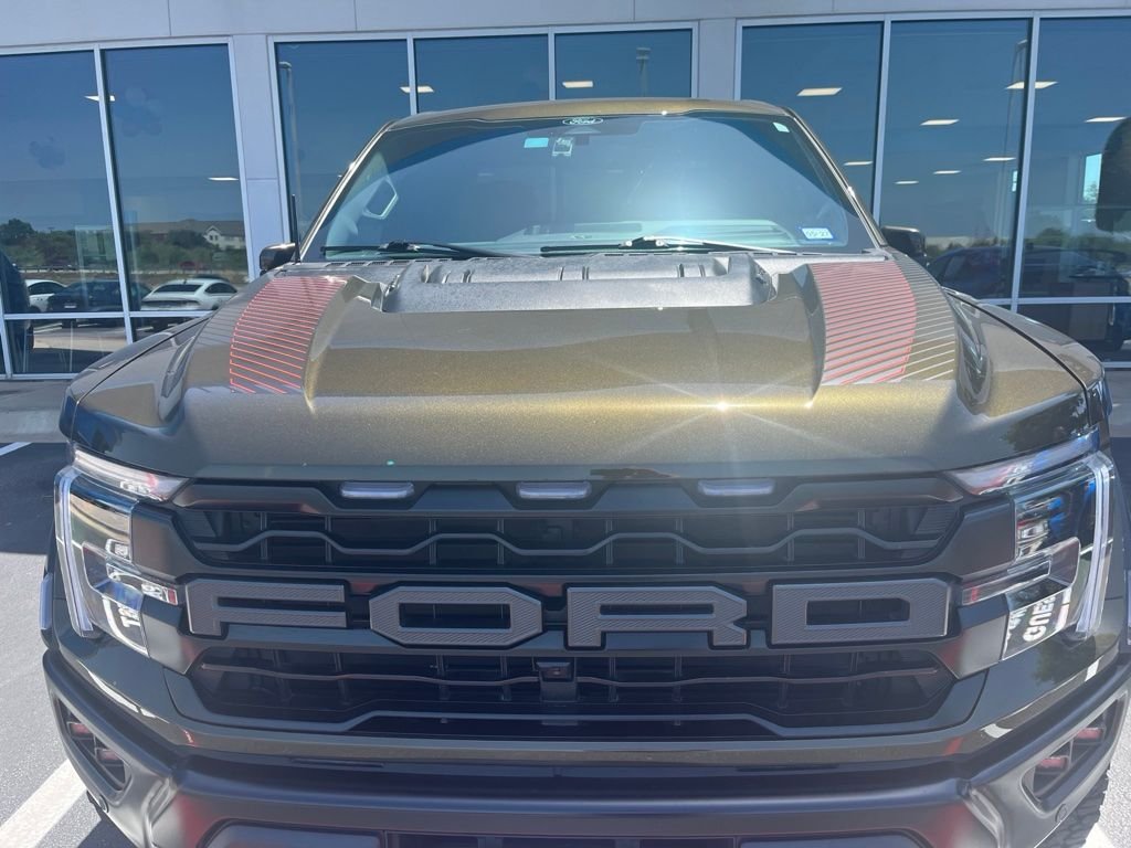 Used 2025 Green Ford Raptor image 2