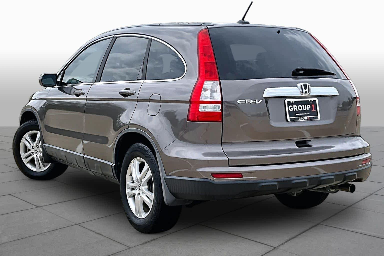 Used 2011 Polished Metal Metallic Honda EX-L image 11