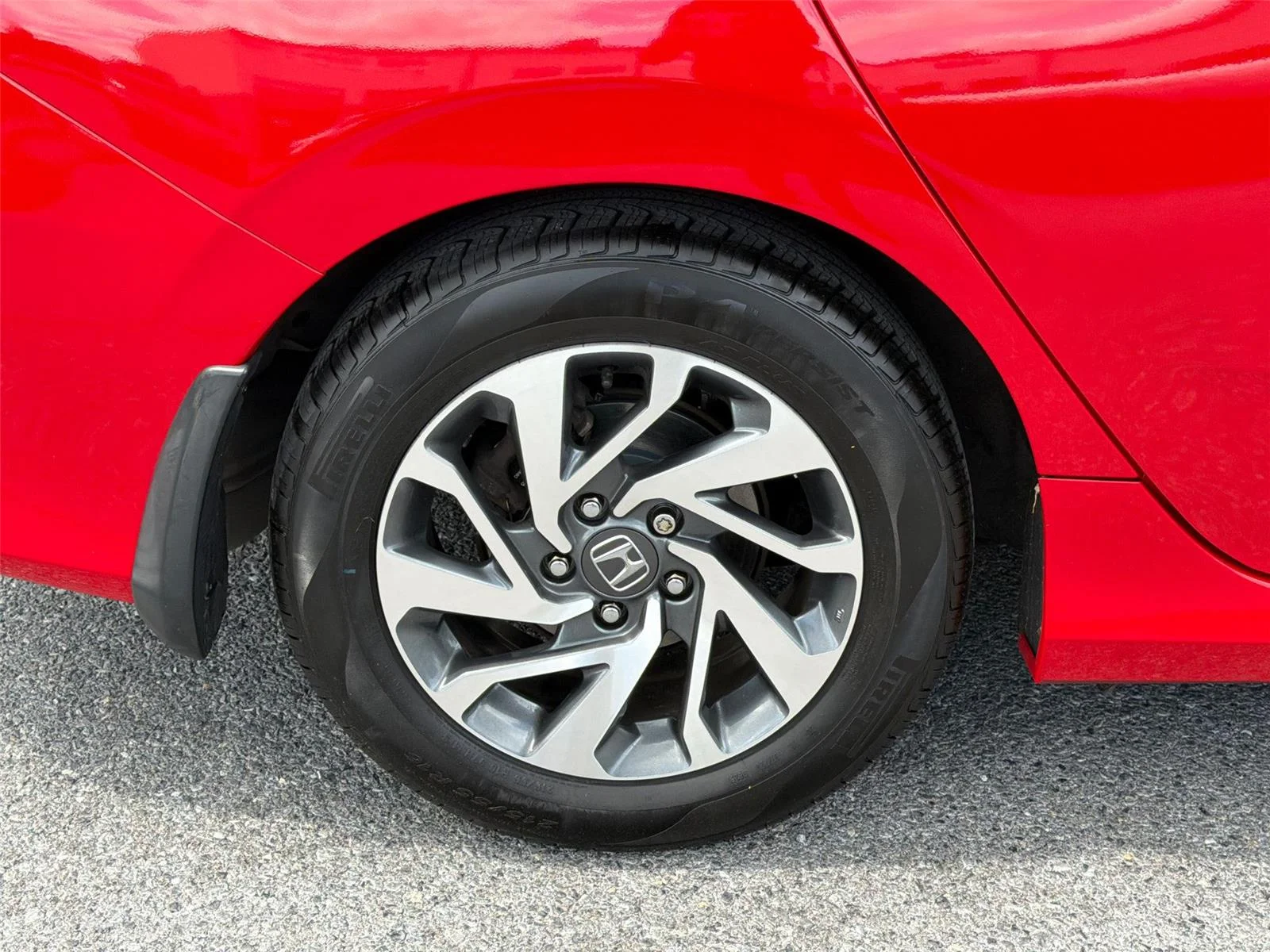 Used 2016 Rallye Red Honda EX image 25