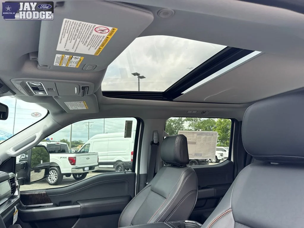 New 2026 Star White Metallic Tri-Coat Ford F-250® Lariat® image 22