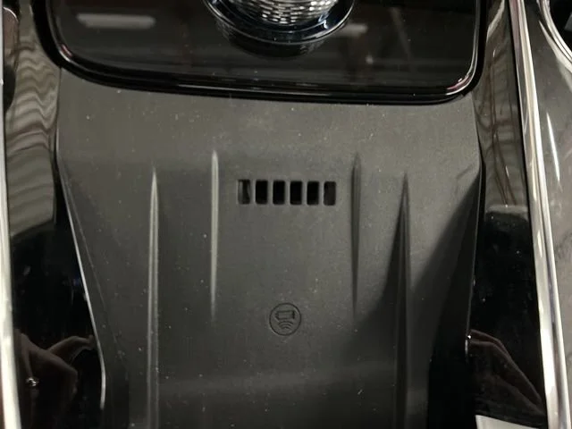 2025 Cadillac Escalade IQ Sport 2 - Photo 23