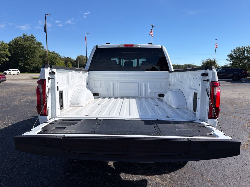 Used 2024 White Ford Tremor image 8