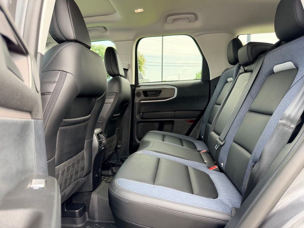 Used 2025 Gray Ford Outer Banks image 14