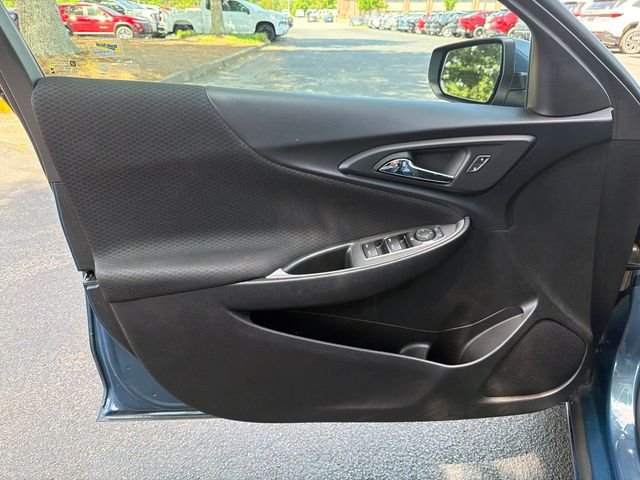 Used 2024 Blue Chevrolet LT image 10