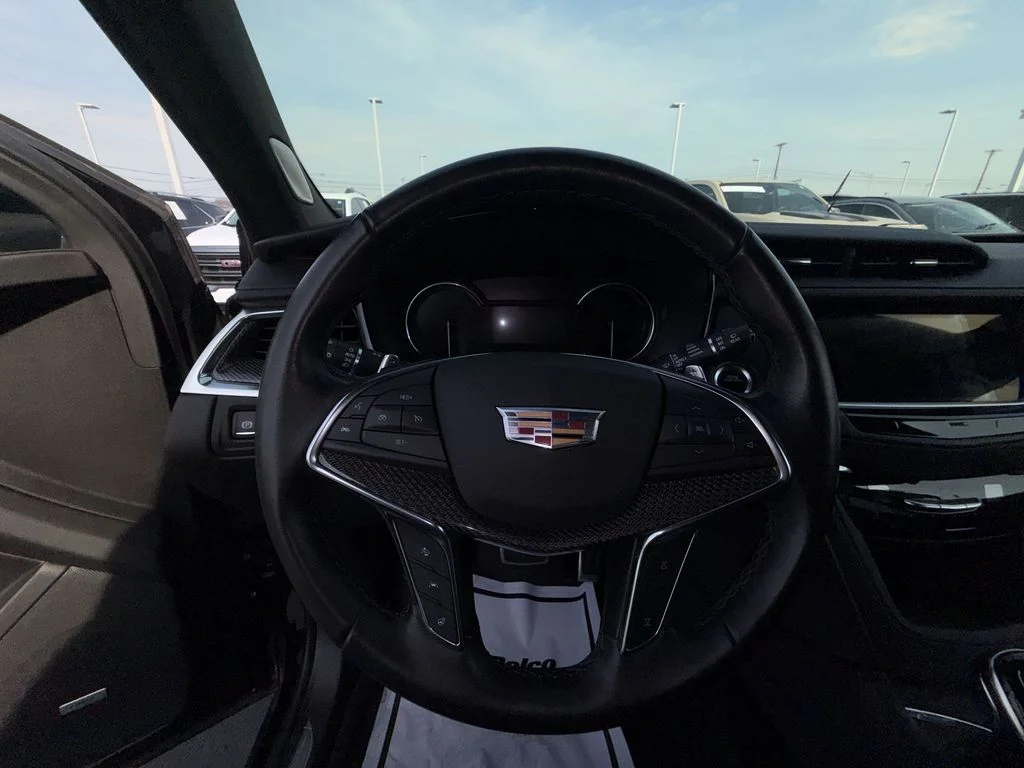Used 2021 Black Cadillac Sport image 14