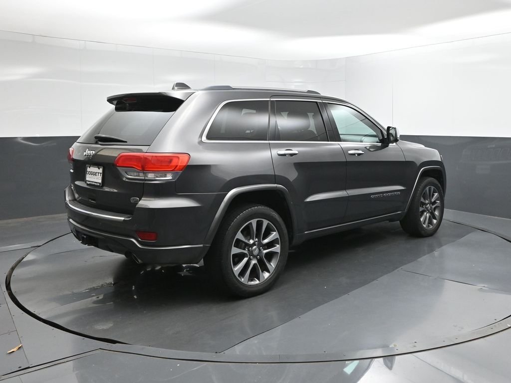 Used 2017 Gray Jeep Overland image 8