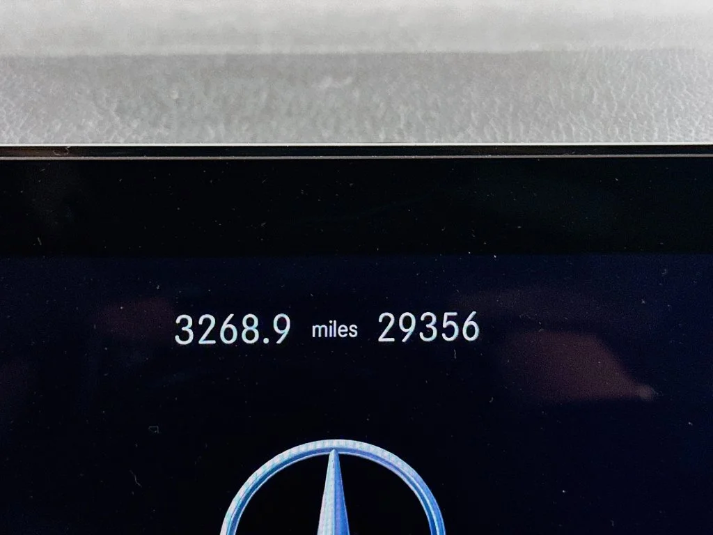 Used 2023 Digital White Metallic Mercedes-Benz GLB 250 image 13