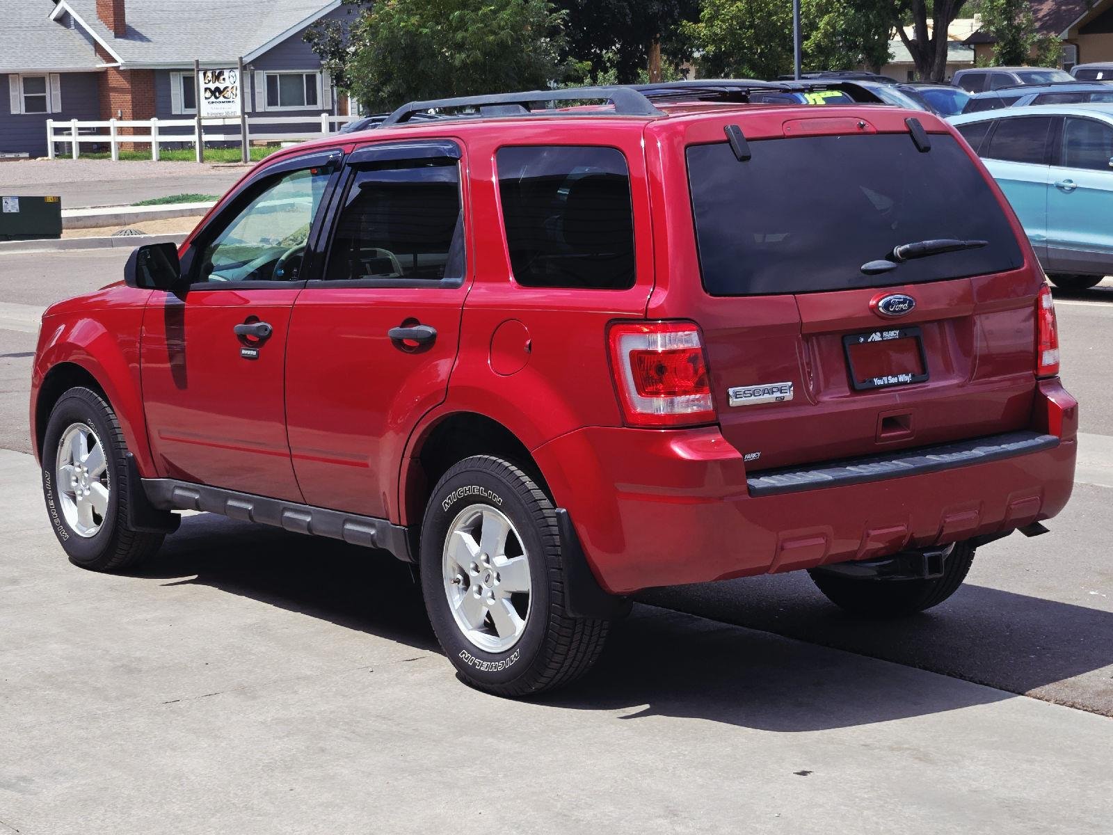 Used 2011 Sangria Red Metallic Ford XLT image 6