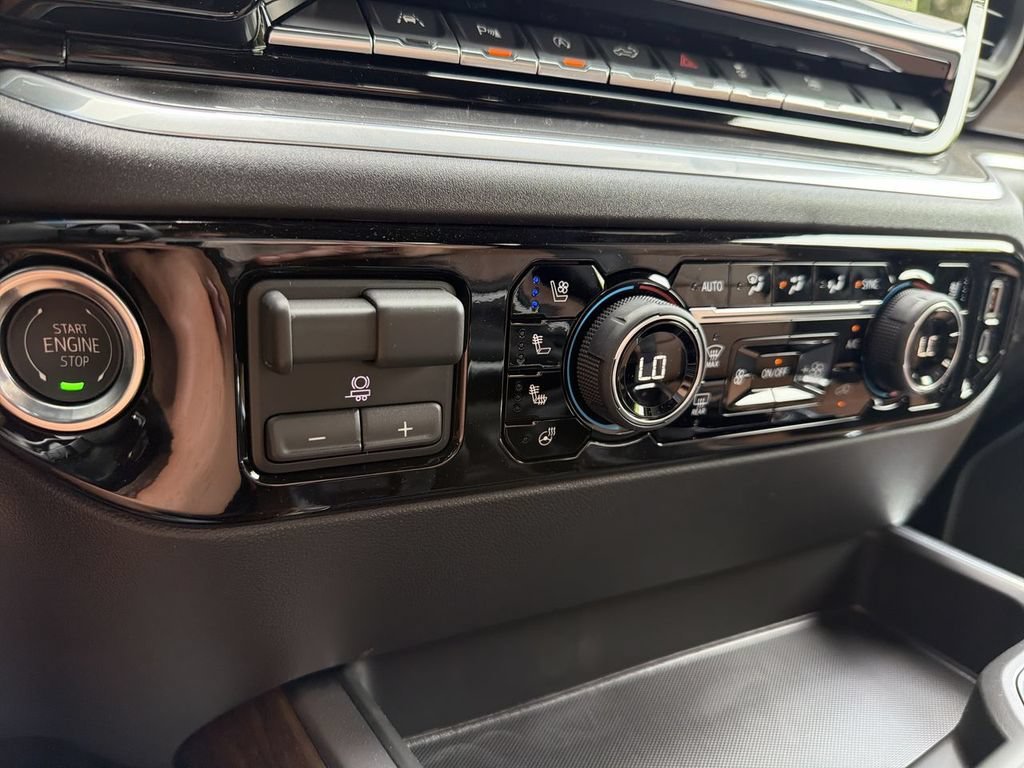 2026 Chevrolet Silverado 1500 High Country - Photo 16