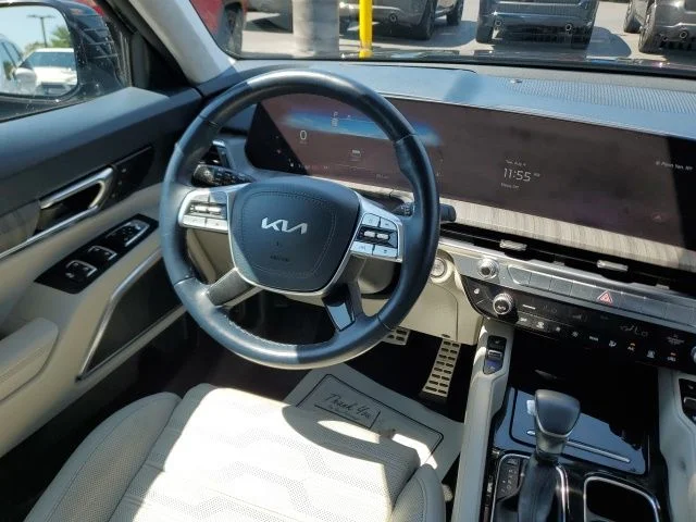 Used 2024 Black Kia SX-Prestige image 19