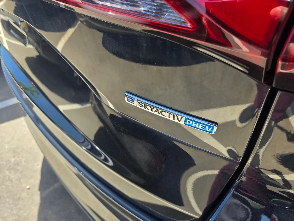 Used 2024 Jet Black Mica Mazda Preferred image 18