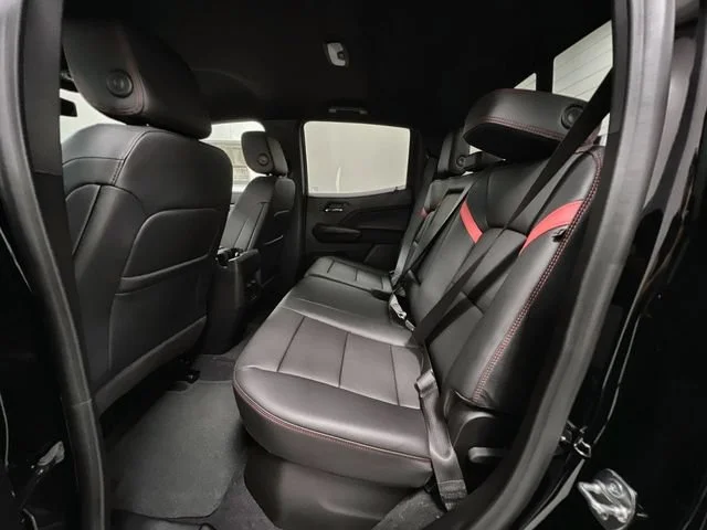 2026 Chevrolet Colorado Z71 - Photo 26