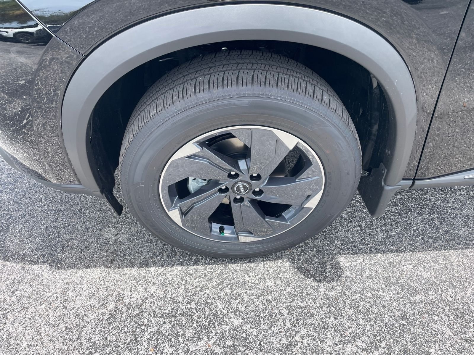 New 2026 Nissan Rogue SV 4D Sport Utility