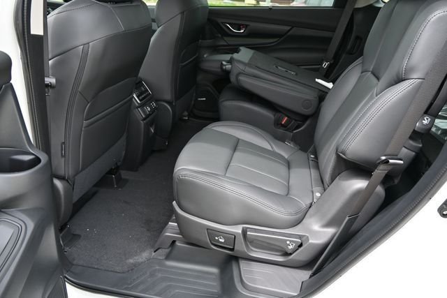 New 2026 White Subaru Onyx Edition Touring 7-Passenger image 18