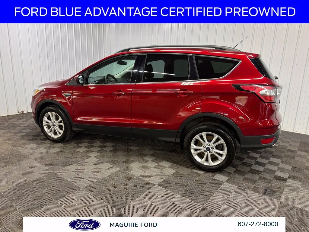 Used 2018 Red Ford SE image 5