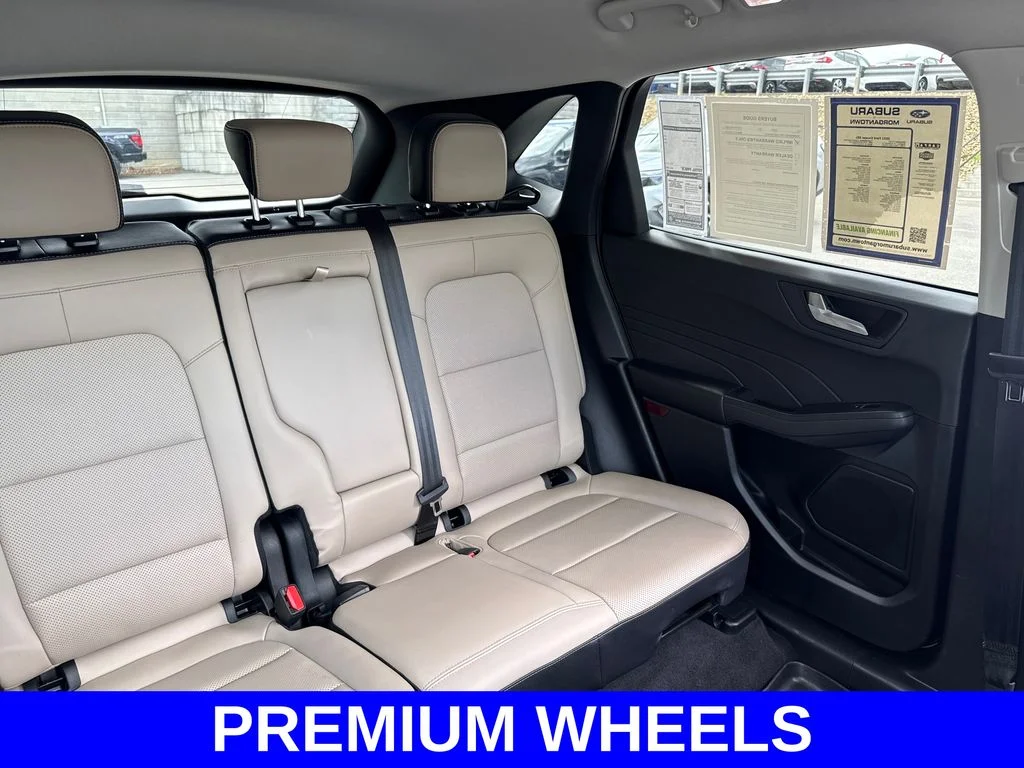Used 2021 Gold Ford SEL image 13