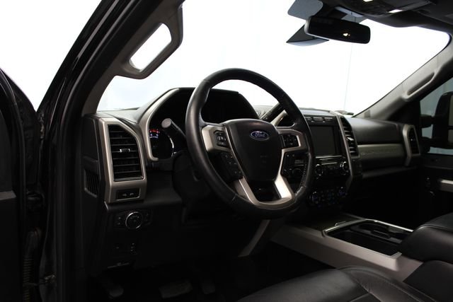 Used 2019 Black Metallic Ford Lariat image 15
