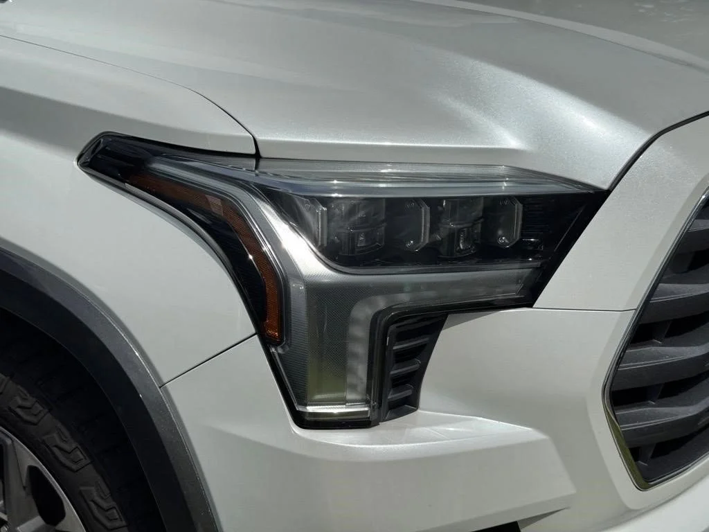 Used 2023 Pearl Toyota Limited image 5