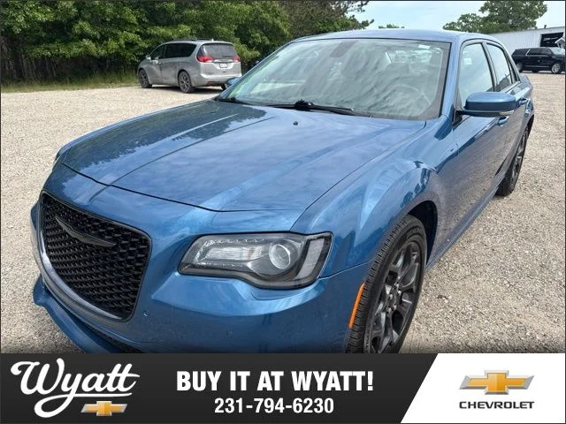 2021 Chrysler 300 Touring