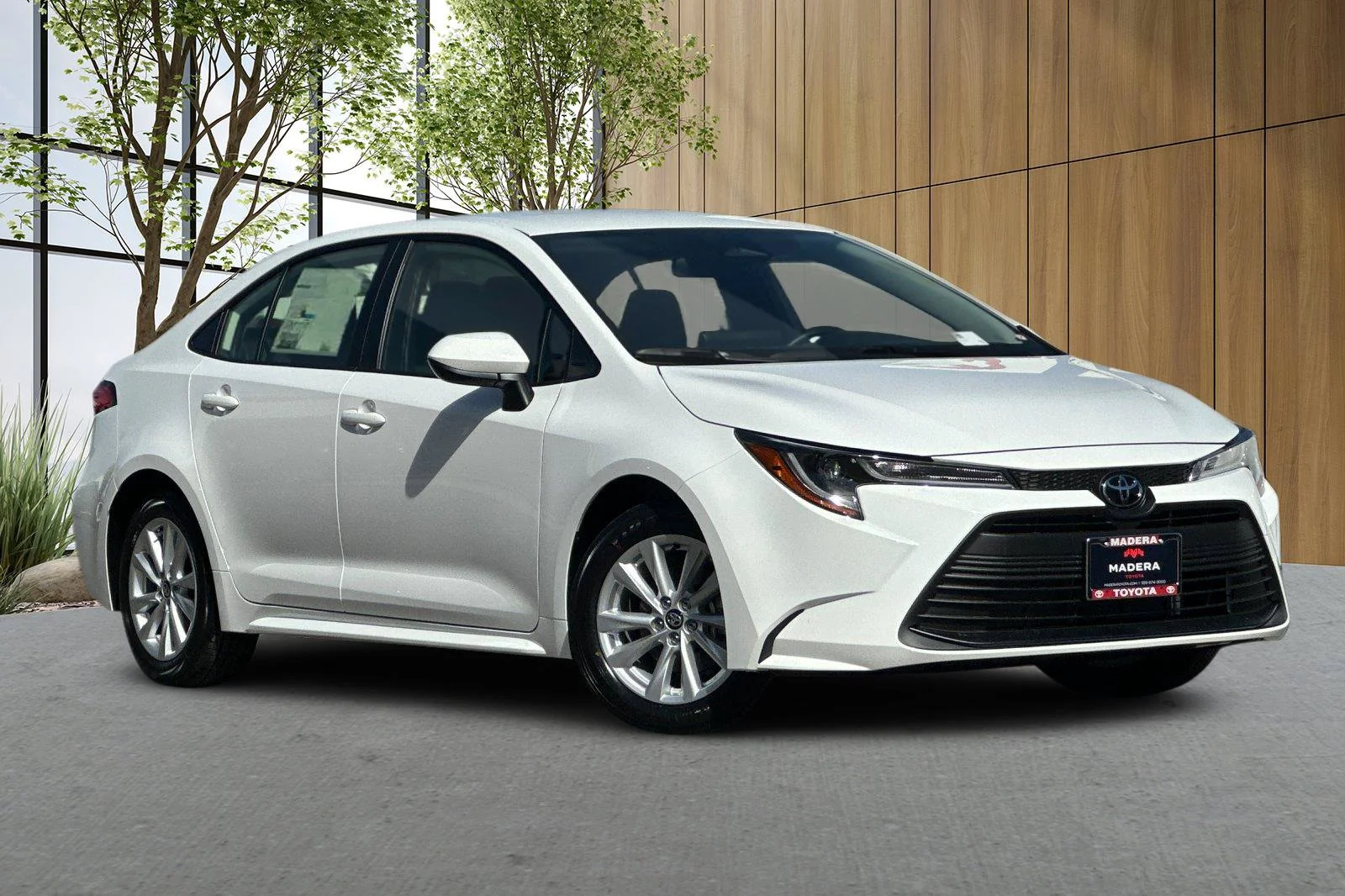 New 2027 Ice Cap Toyota LE image 2