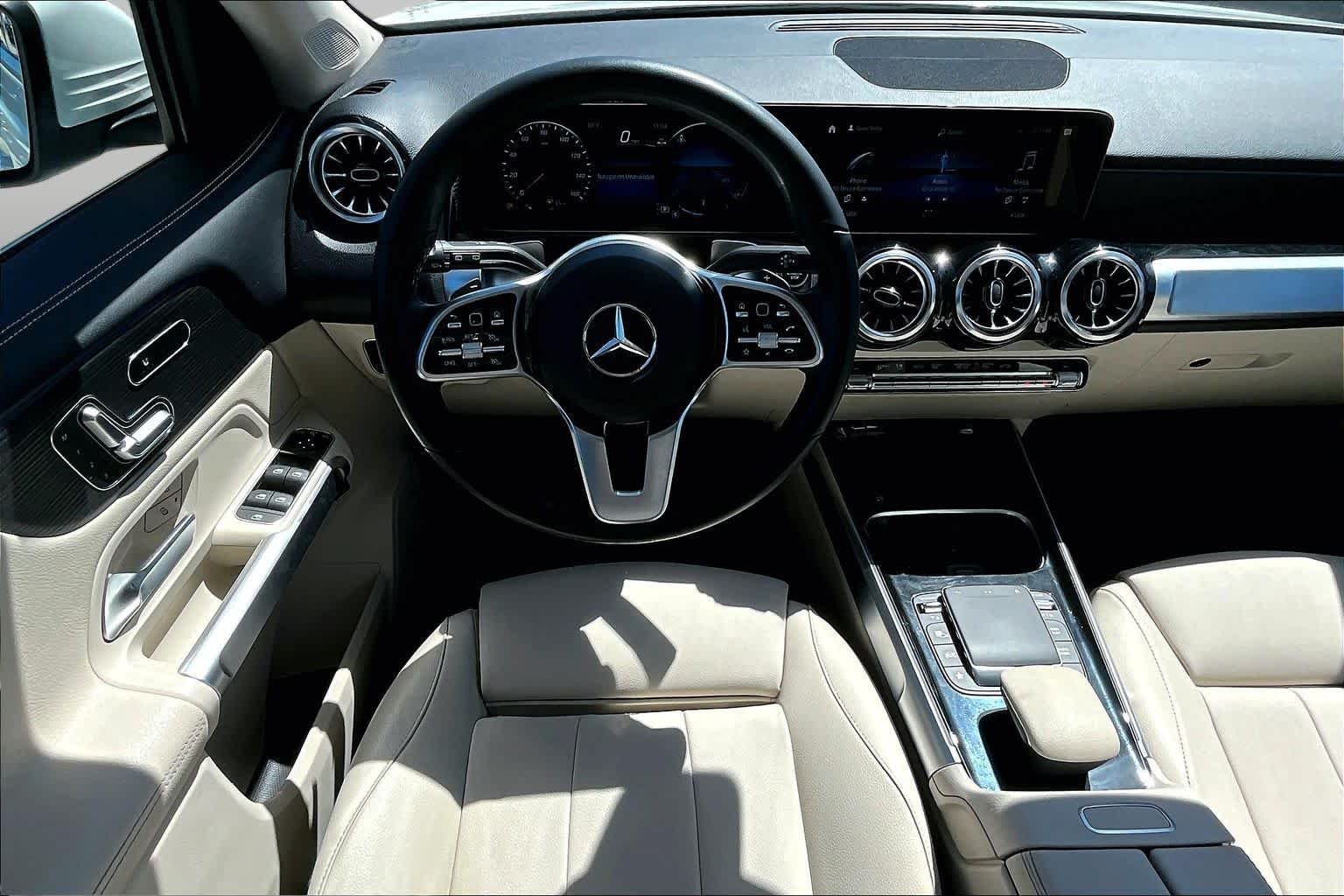 Used 2023 Polar White Mercedes-Benz GLB 250 image 6