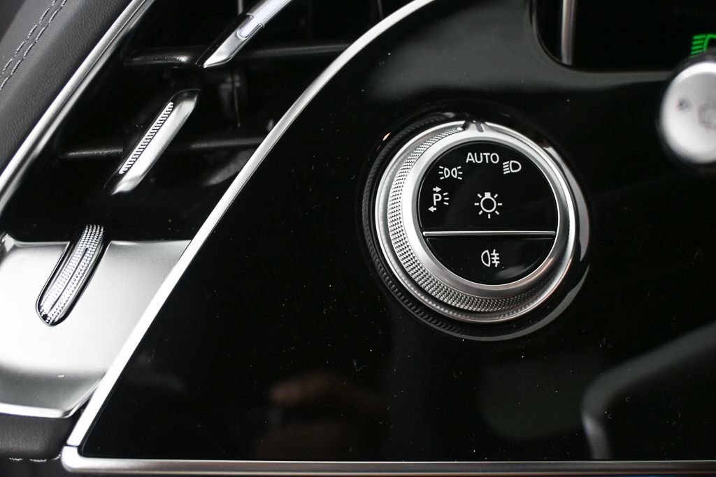 New 2026 Graphite Grey Metallic Mercedes-Benz E 350 image 9