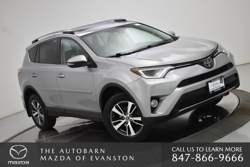 Used 2017 Toyota RAV4 XLE with VIN 2T3WFREVXHW401130 for sale in Evanston, IL