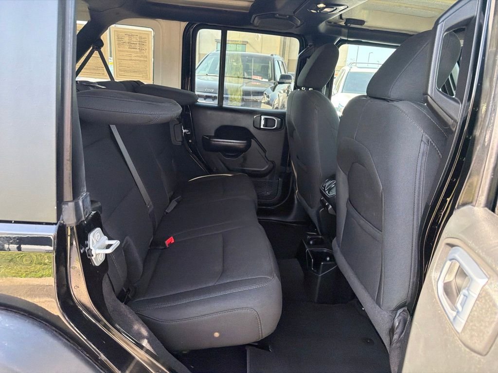 Used 2020 Black Jeep Unlimited Sport S image 18