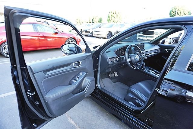 Used 2025 Black Honda Sport image 35
