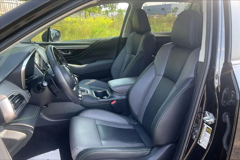 Used 2024 Black Subaru Onyx Edition image 25