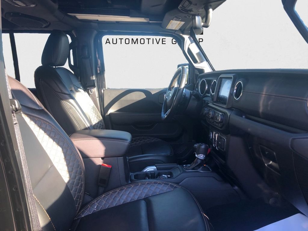 Used 2022 Black Jeep Unlimited Sahara High Altitude image 25