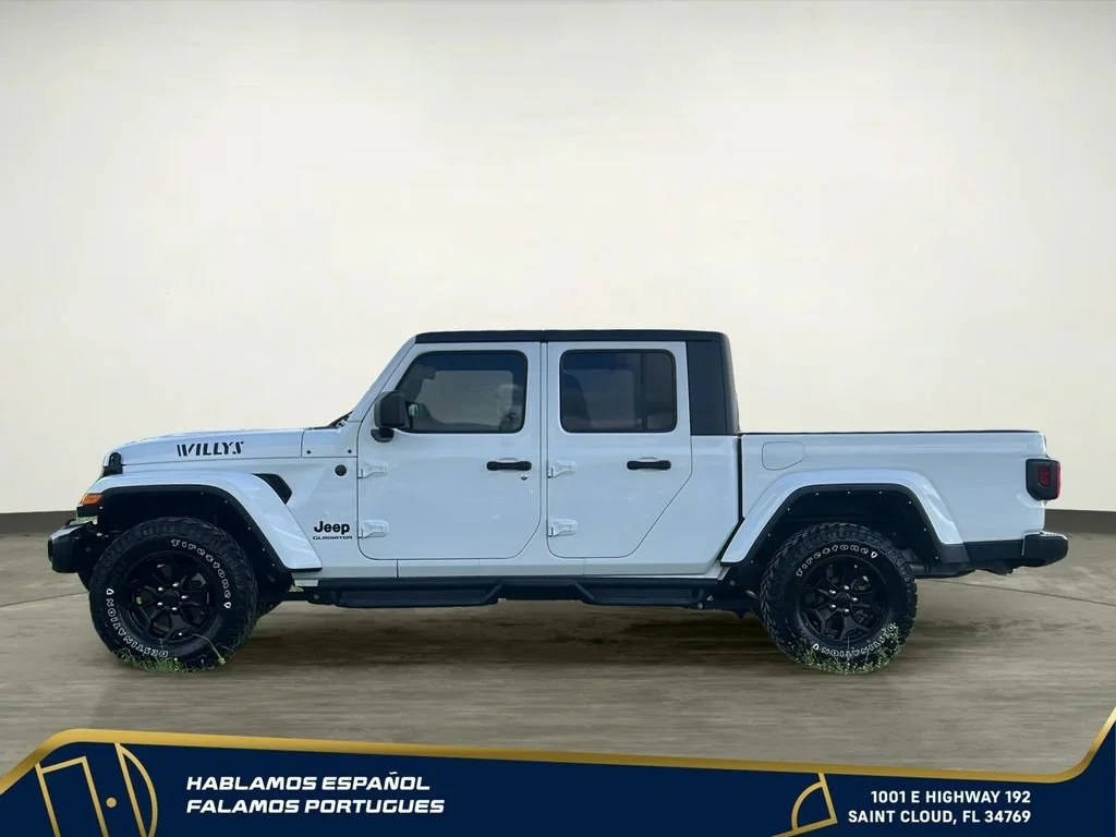 Used 2022  Jeep Willys image 3