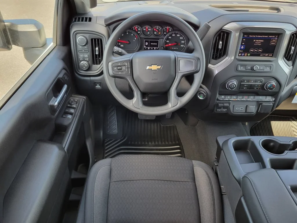 New 2026 Summit White Chevrolet Custom image 17