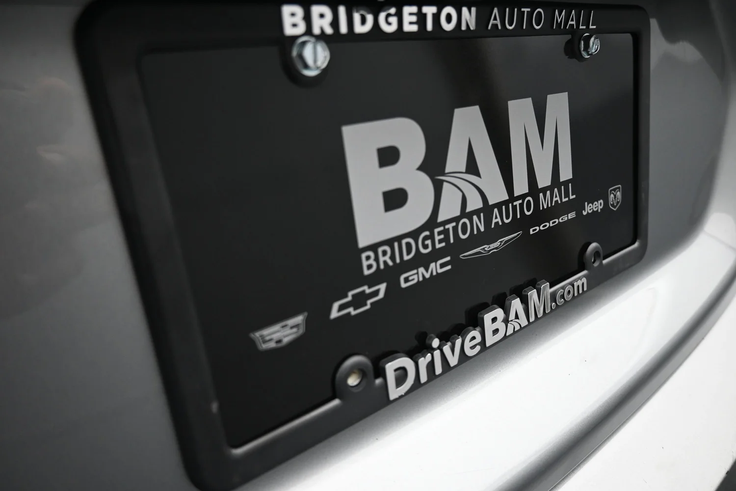 Used 2024 Gray Chevrolet LT image 29