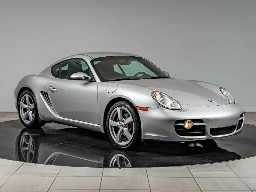 Used 2007 Arctic Silver Metallic Porsche  image 9
